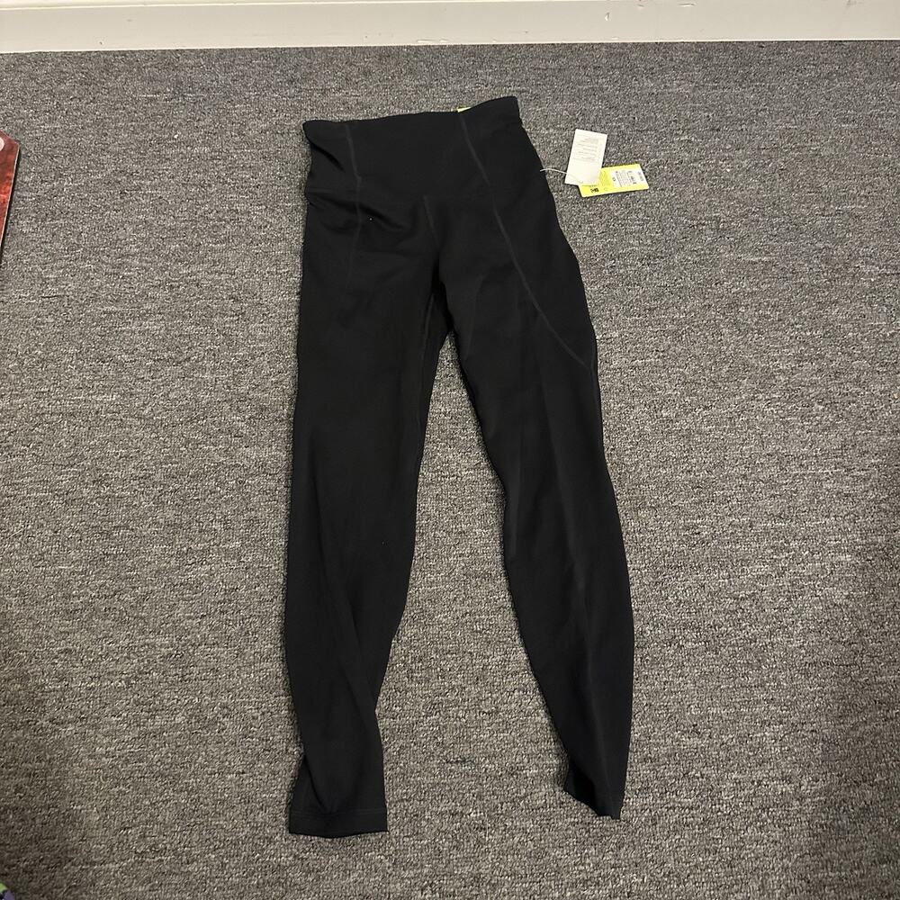 black All in Motion Ultra High-Rise 7/8 Leggings XS